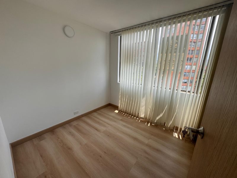 Apartamento en arriendo en San Lucas, Medellín · foto 6 de 12