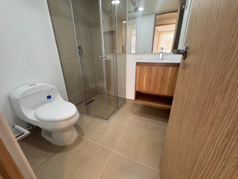 Apartamento en arriendo en San Lucas, Medellín · foto 8 de 12