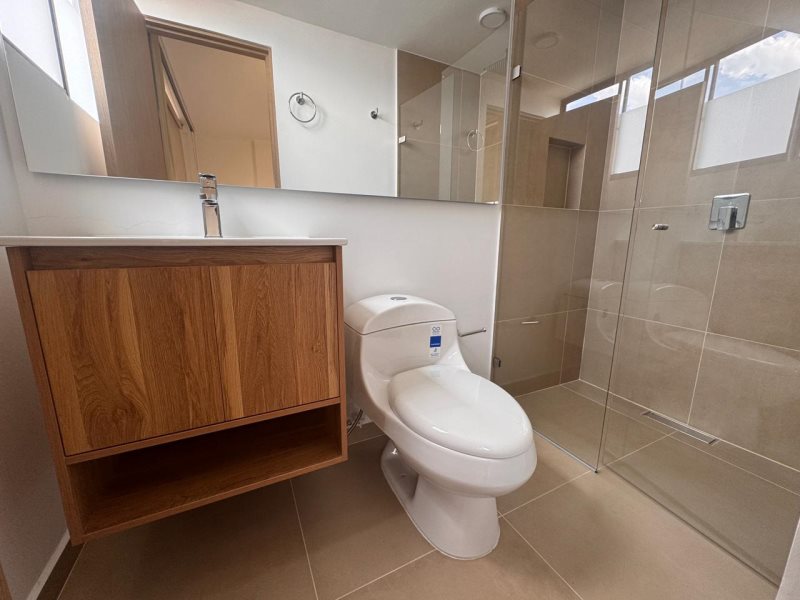 Apartamento en arriendo en San Lucas, Medellín · foto 9 de 12