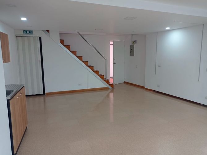 Oficina en arriendo en Las Vegas, Envigado, 65 m² · foto 6 de 19