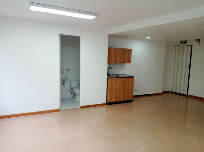 Oficina en arriendo en Las Vegas, Envigado, 65 m² · foto 5 de 19