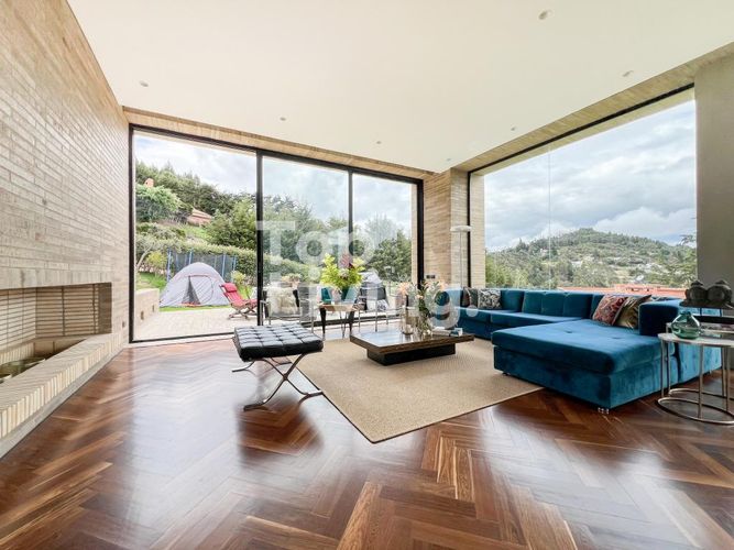 Casa en venta en El Volcan, La Calera · foto 2 de 22