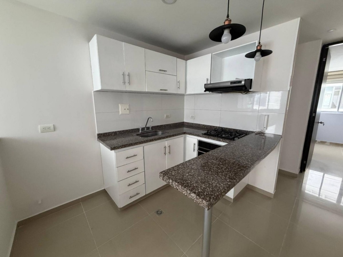 Apartamento en venta en Urbanizacion Diamante Ii Etapa, Bucaramanga · foto 3 de 9