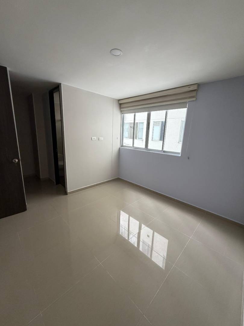 Apartamento en venta en Urbanizacion Diamante Ii Etapa, Bucaramanga · foto 6 de 9