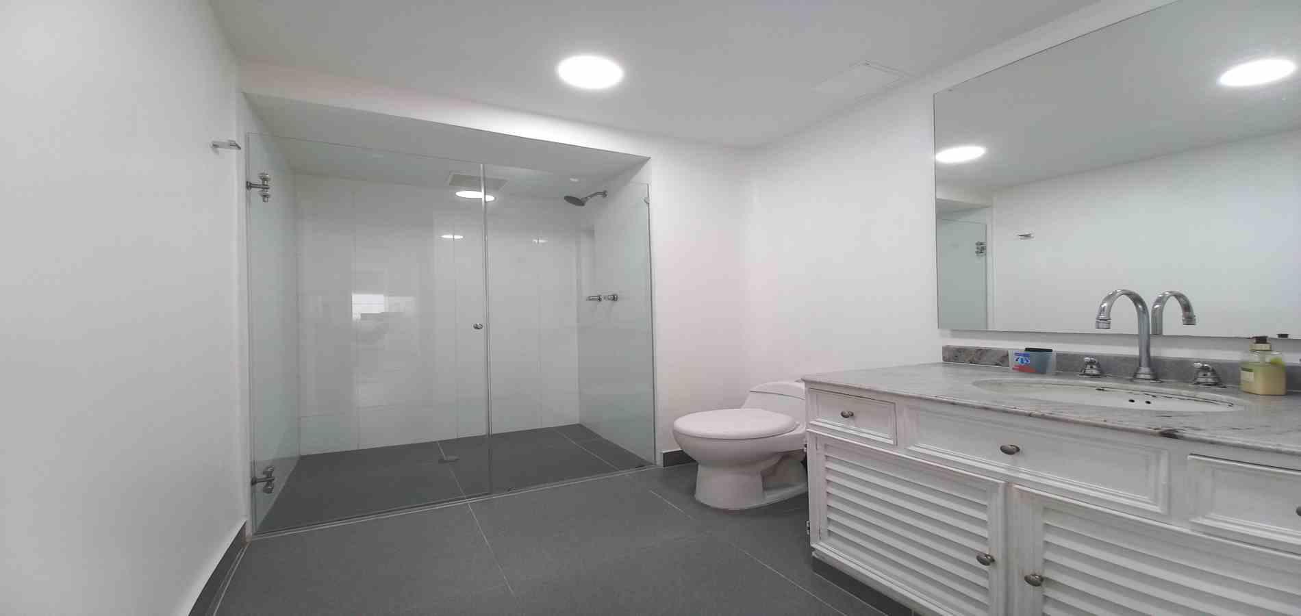 Apartamento en venta en Sector Galeria Central, Pereira · foto 4 de 20