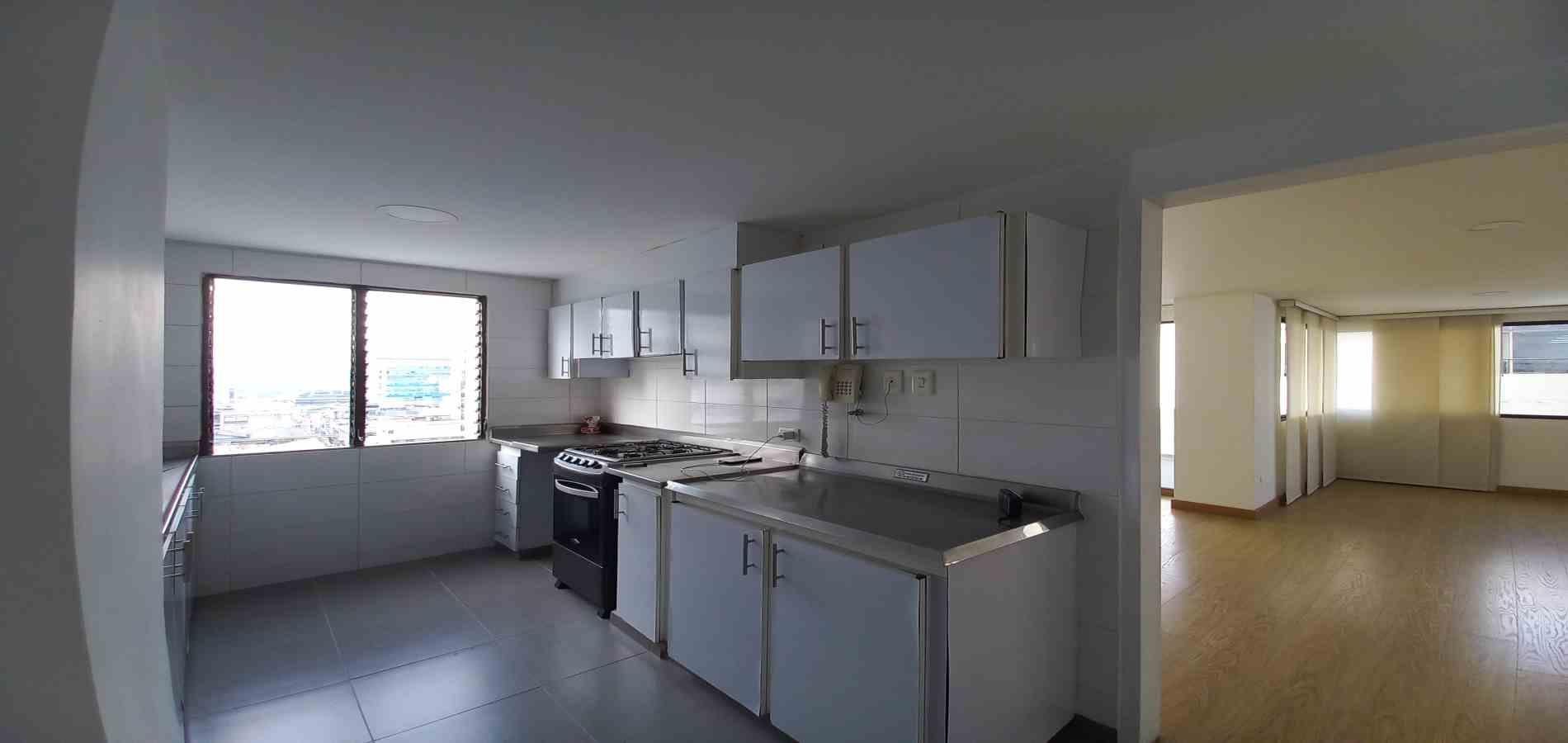 Apartamento en venta en Sector Galeria Central, Pereira · foto 17 de 20