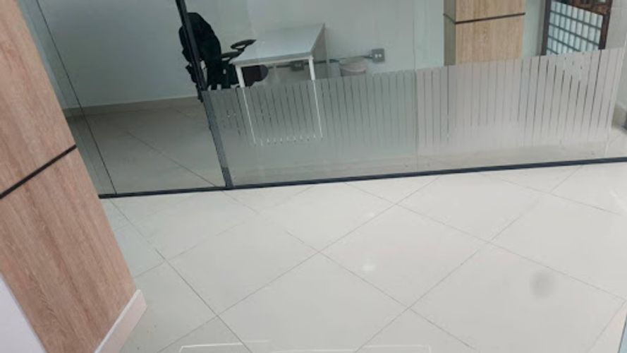Local en arriendo en Suramericana, Medellín, 17 m² · foto 6 de 8