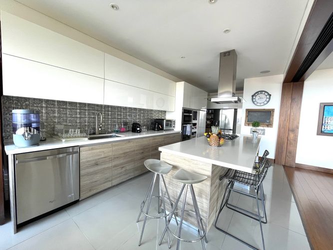 Apartamento de 4 alcobas en venta en Cerros De Los Alpes, Bogotá, 427 m² · foto 5 de 23