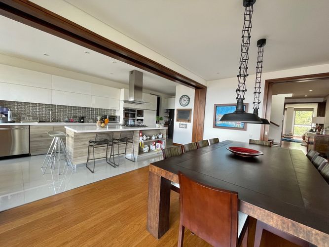 Apartamento de 4 alcobas en venta en Cerros De Los Alpes, Bogotá, 427 m² · foto 6 de 23