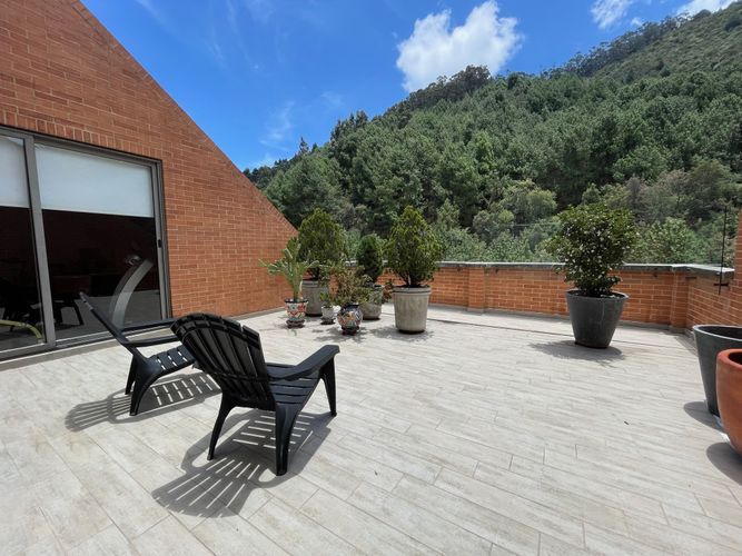 Apartamento de 4 alcobas en venta en Cerros De Los Alpes, Bogotá, 427 m² · foto 15 de 23