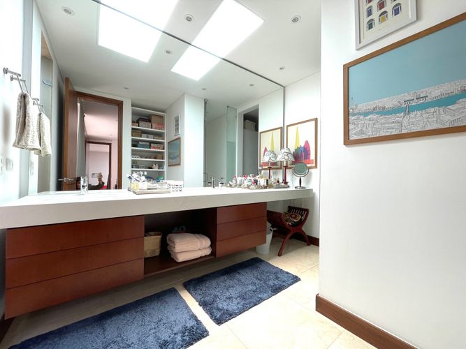 Apartamento de 4 alcobas en venta en Cerros De Los Alpes, Bogotá, 427 m² · foto 20 de 23