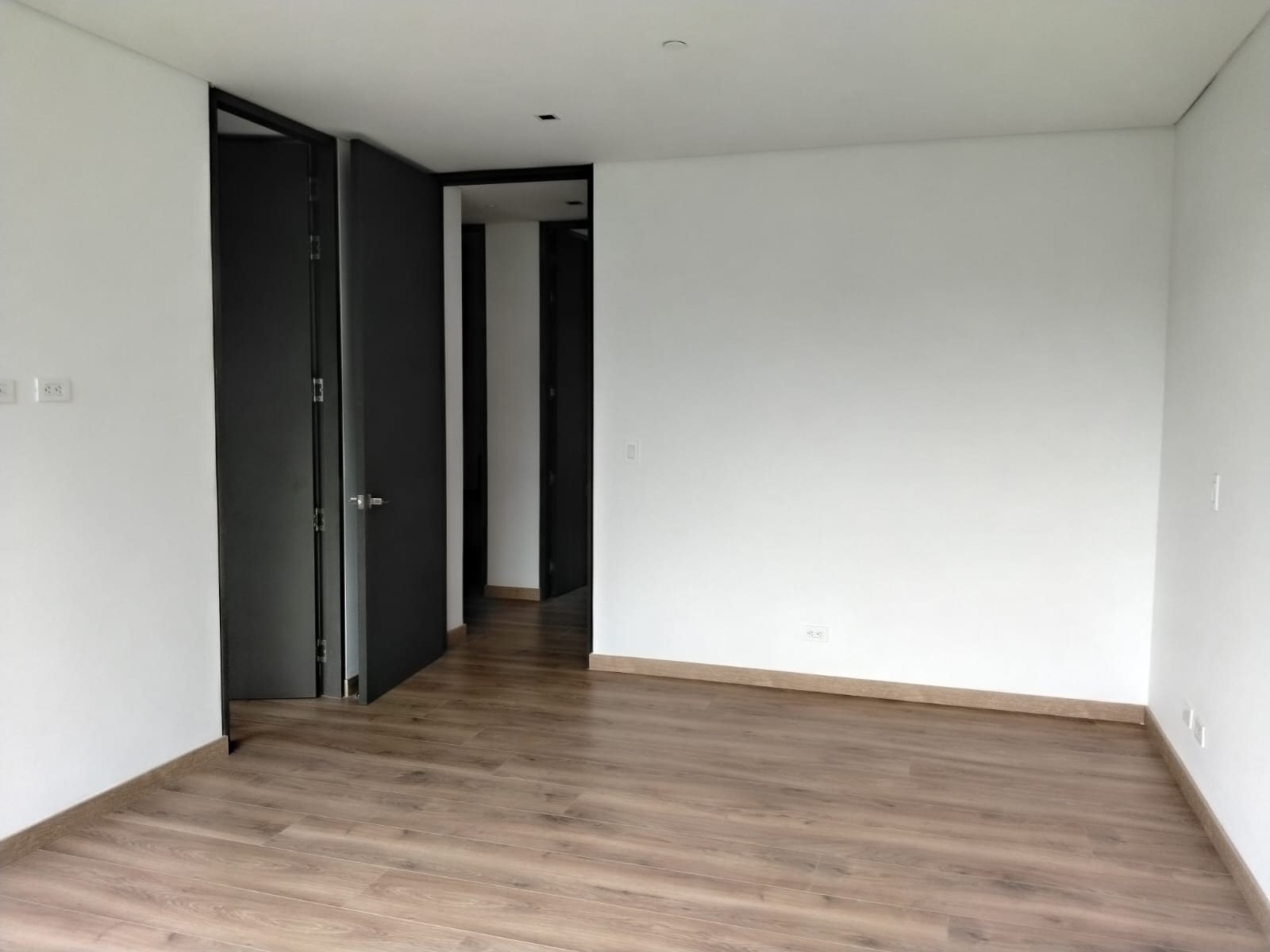 Apartamento en arriendo en El Poblado, Medellín · foto 8 de 17