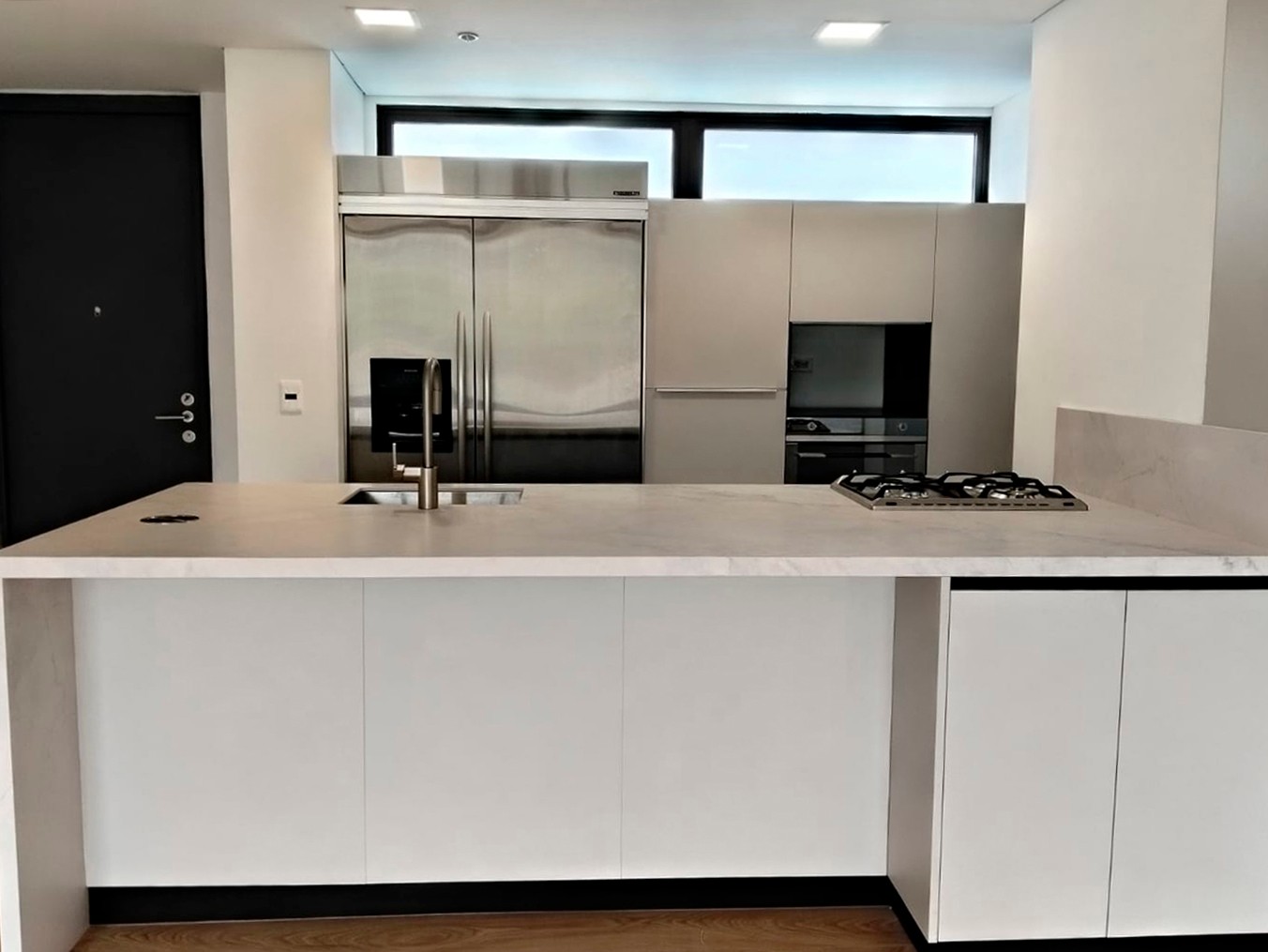 Apartamento en arriendo en El Poblado, Medellín · foto 6 de 17