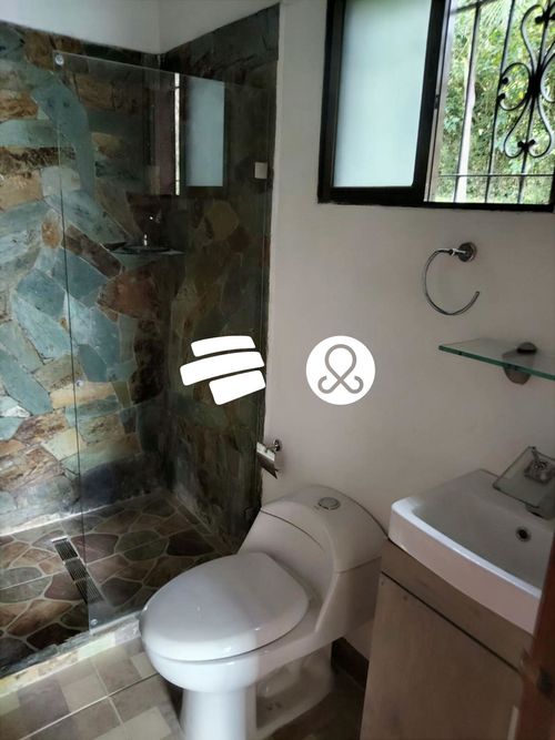 Casa de 4 alcobas en venta en Escobero, Envigado · foto 8 de 11