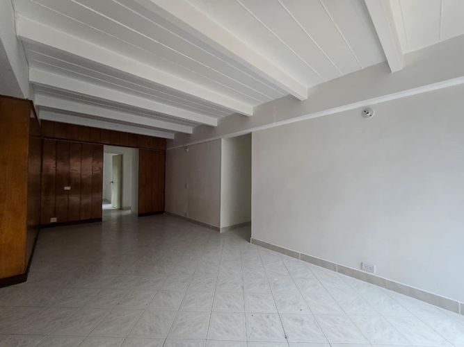 Apartamento de 4 alcobas en venta en La Mota, Medellín, 95 m² · foto 3 de 18