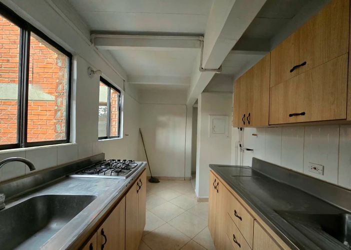 Apartamento de 4 alcobas en venta en La Mota, Medellín, 95 m² · foto 7 de 18