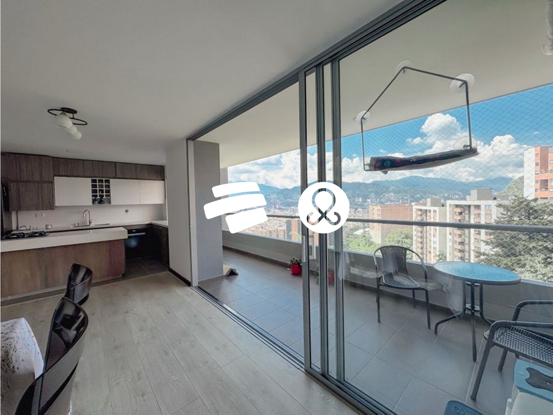 Apartamento en Venta en Cumbres, Envigado