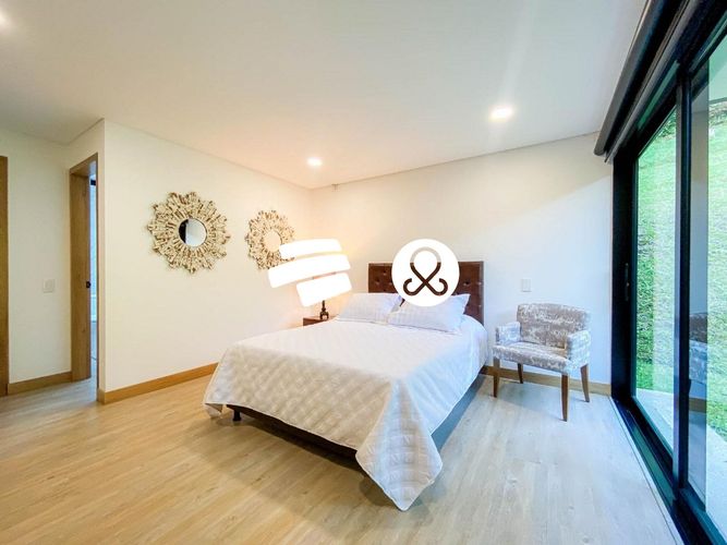 Casa de 3 alcobas en venta en Loma Del Chocho, Envigado · foto 19 de 24