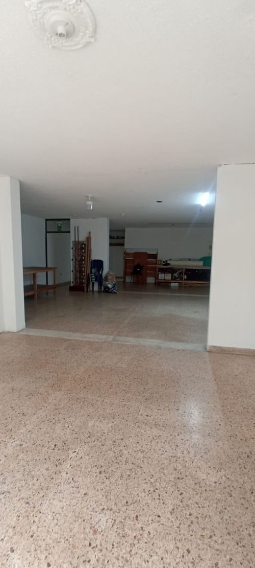 Local en venta en El Centro, Manizales, 300 m² · foto 7 de 23