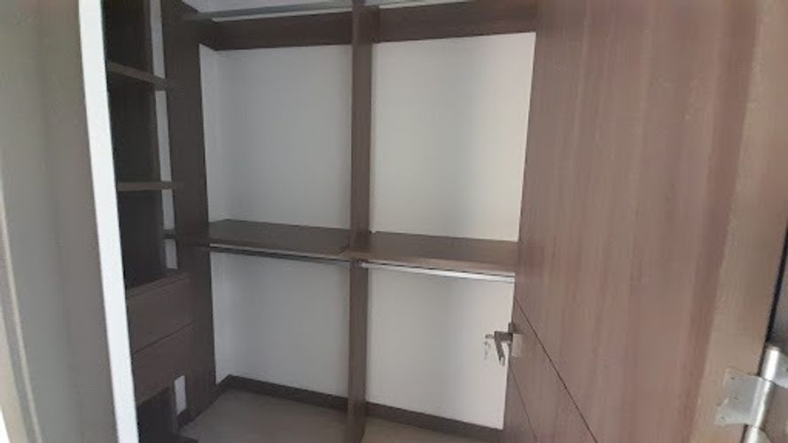 Apartamento de 3 alcobas en arriendo en Loma Del Escobero, Envigado, 125 m² · foto 3 de 17