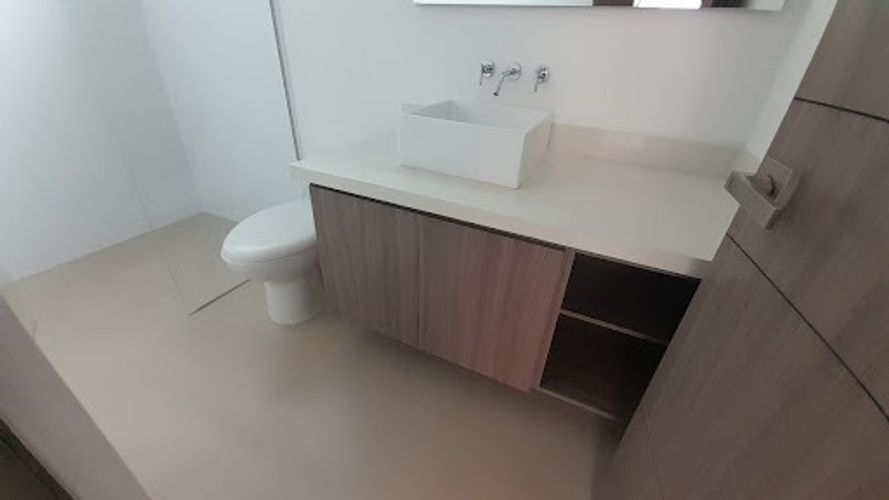 Apartamento de 3 alcobas en arriendo en Loma Del Escobero, Envigado, 125 m² · foto 5 de 17