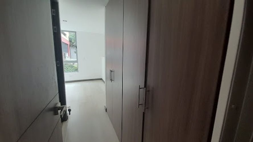 Apartamento de 3 alcobas en arriendo en Loma Del Escobero, Envigado, 125 m² · foto 9 de 17