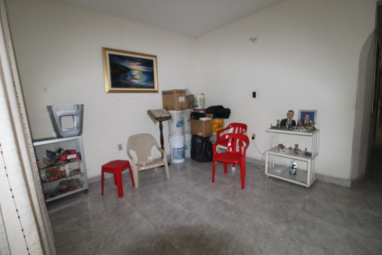 Casa de 8 alcobas en venta en La Aurora, Bucaramanga, 225 m² · foto 18 de 21
