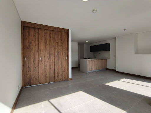 Apartamento en arriendo en Villa Carlota, Medellín · foto 8 de 18