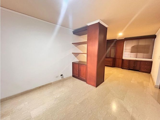 Apartamento en arriendo en Milla De Oro, Medellín · foto 12 de 14