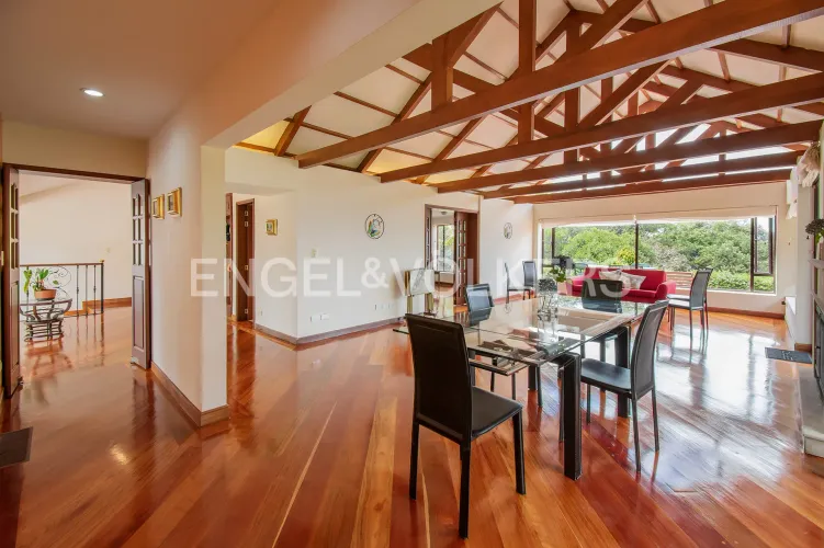 Casa de 6 alcobas en venta en Yerbabuena, Chía, 550 m² · foto 4 de 20