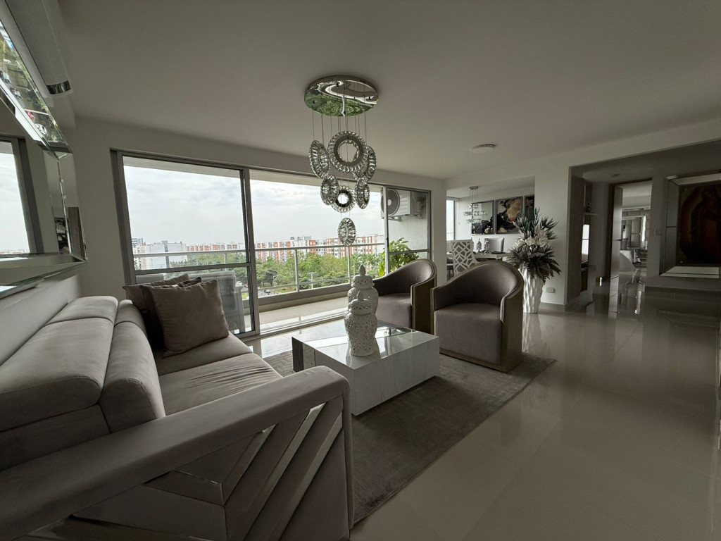 Apartamento de 3 habitaciones en venta en Valle del Lili, Cali — imagen 1 de 23