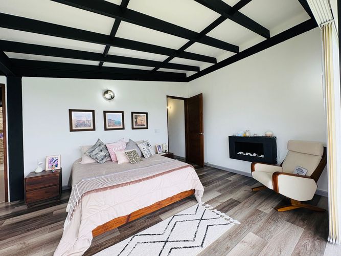 Casa de 2 alcobas en venta en El Retiro, 1823 m² · foto 18 de 24