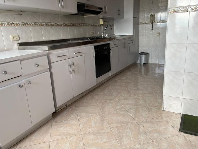 Apartamento de 3 alcobas en venta en La Castellana, Bogotá, 125 m² · foto 8 de 23