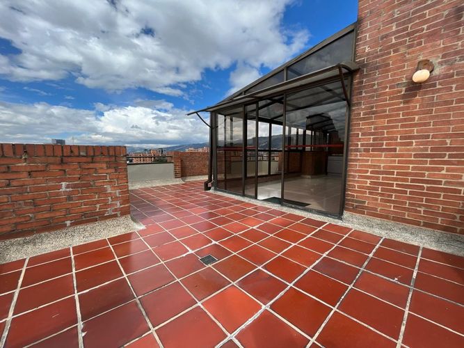 Apartamento de 3 alcobas en venta en La Castellana, Bogotá, 125 m² · foto 15 de 23