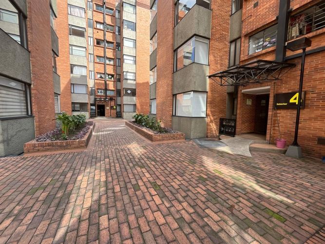 Apartamento de 3 alcobas en venta en La Castellana, Bogotá, 125 m² · foto 19 de 23