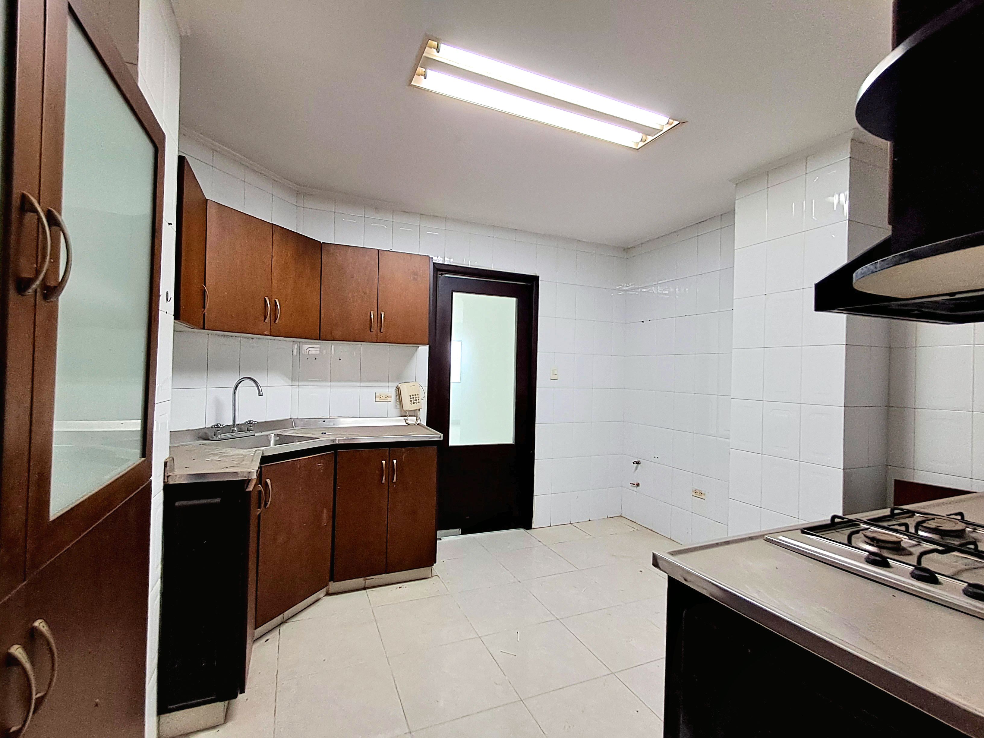 Apartamento en venta en El Eden I, Montería · foto 3 de 24