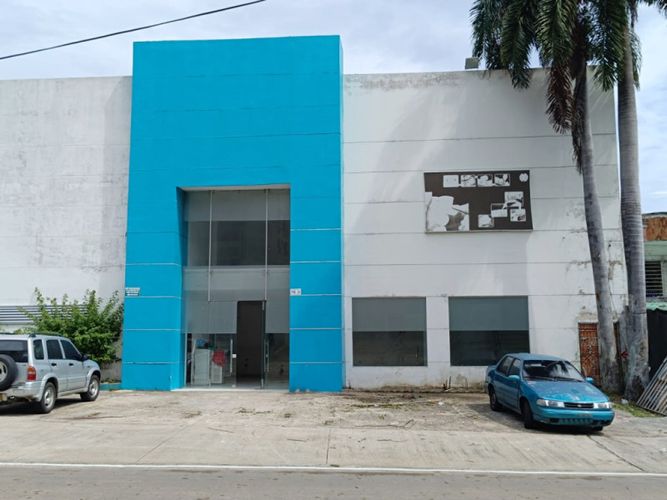 Local en venta en Ciudad Jardin, Barranquilla, 335 m² · foto 14 de 16