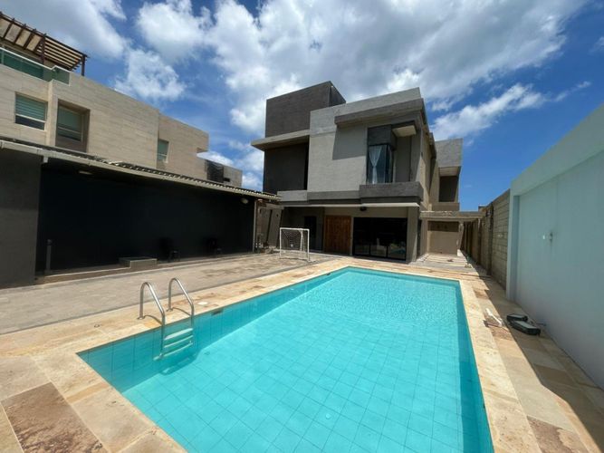 Casa de 5 alcobas en venta en Salgar, Puerto Colombia, 711 m² · foto 5 de 17