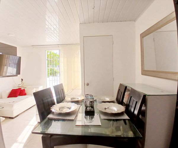 Casa de 18 alcobas en arriendo en La Cumbre, Barranquilla, 785 m² · foto 2 de 11