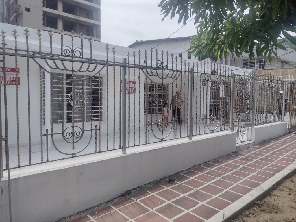 Casa en venta en Ciudad Jardin, Barranquilla · foto 2 de 3