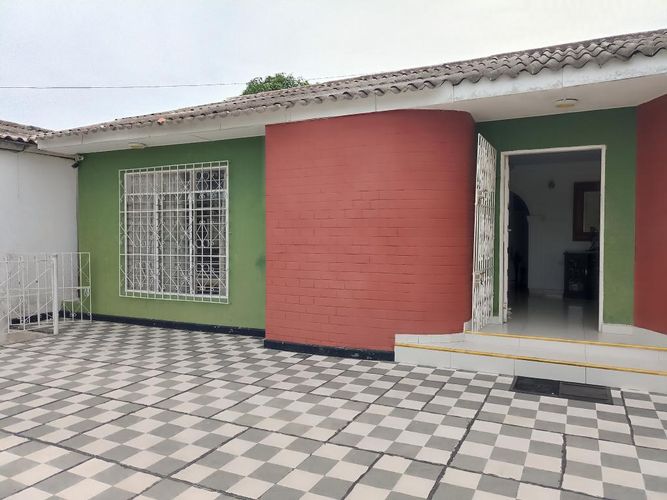 Casa de 3 alcobas en venta en Centro Plaza, Soledad, 340 m² · foto 23 de 24