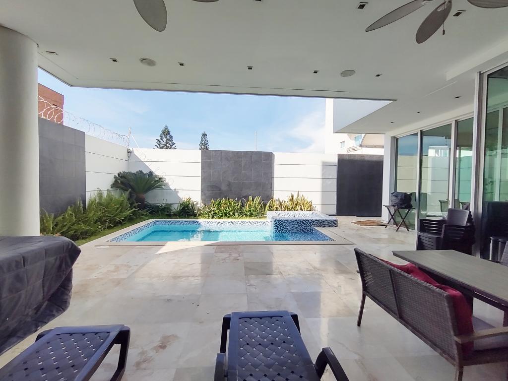 Casa en venta en Altos De Riomar, Barranquilla · foto 10 de 24