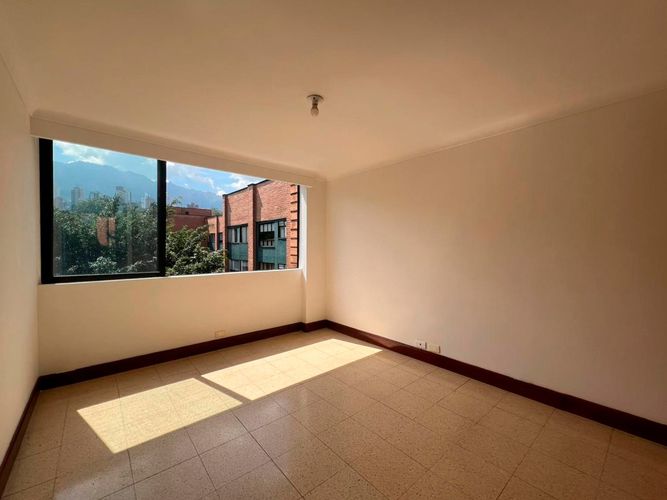 Apartamento de 3 alcobas en arriendo en El Poblado, Medellín, 135 m² · foto 12 de 15