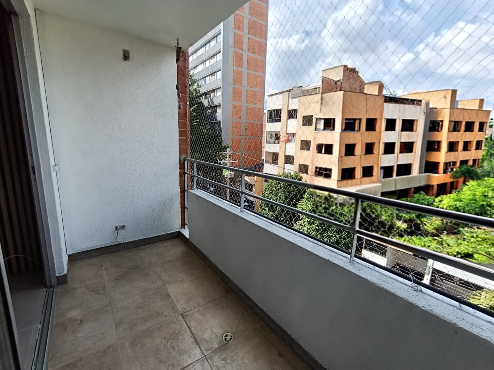 Apartamento en arriendo en Laureles, Medellín · foto 8 de 20