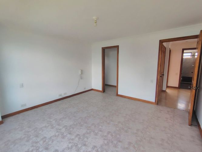 Apartamento de 3 alcobas en arriendo en El Poblado, Medellín, 173 m² · foto 7 de 16