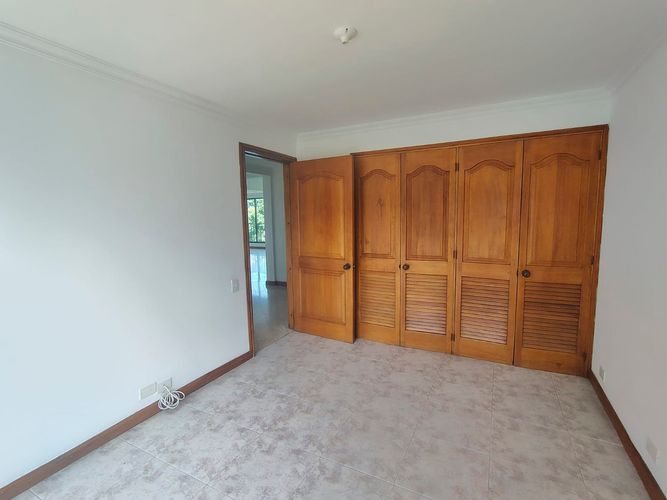 Apartamento de 3 alcobas en arriendo en El Poblado, Medellín, 173 m² · foto 11 de 16