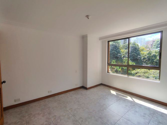 Apartamento de 3 alcobas en arriendo en El Poblado, Medellín, 173 m² · foto 12 de 16