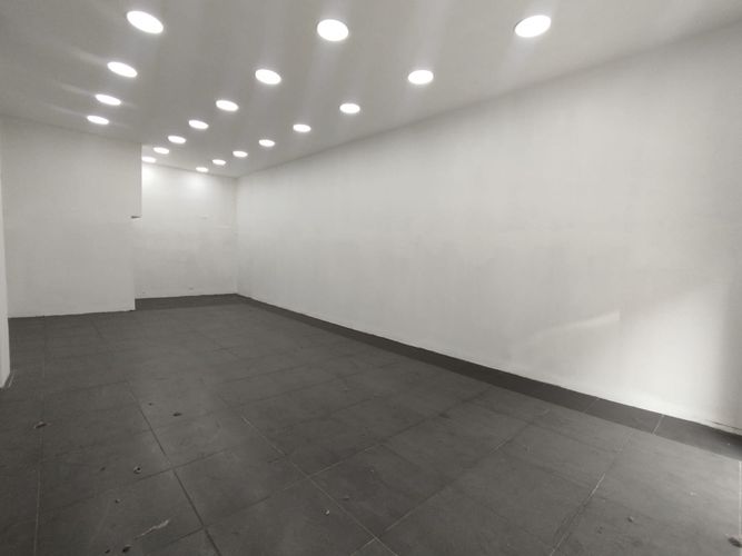 Local en arriendo en La Candelaria, Medellín, 60 m² · foto 3 de 9