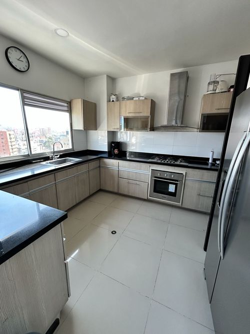Apartamento de 3 alcobas en venta en Altos De Riomar, Barranquilla, 166 m² · foto 3 de 9