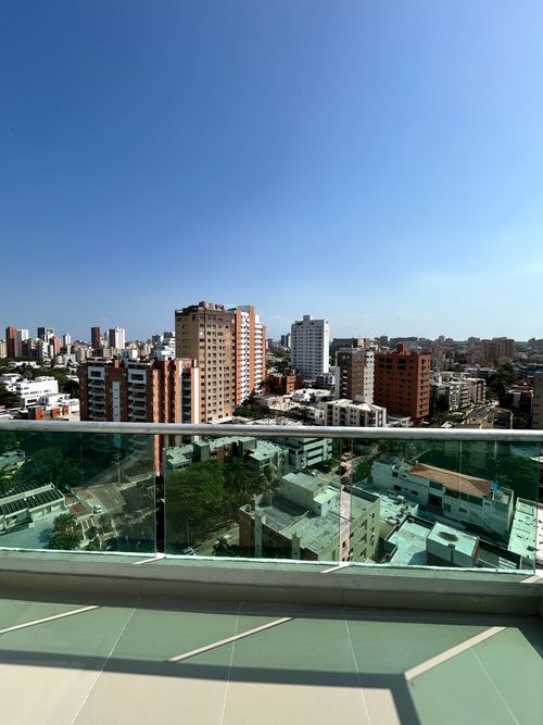 Apartamento de 3 alcobas en venta en Altos De Riomar, Barranquilla, 166 m² · foto 8 de 9
